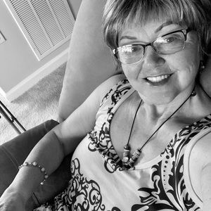 Meet your Posher, Joyce